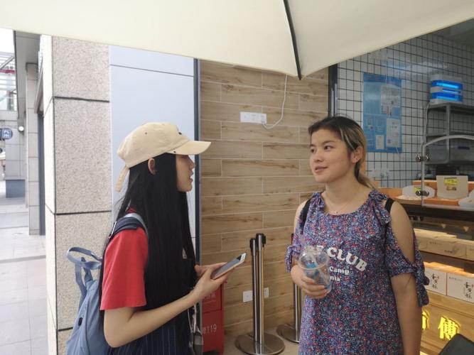 2025新澳门正版新澳免费资本和男网红直播家暴妻子与男网红直播家暴妻子视频